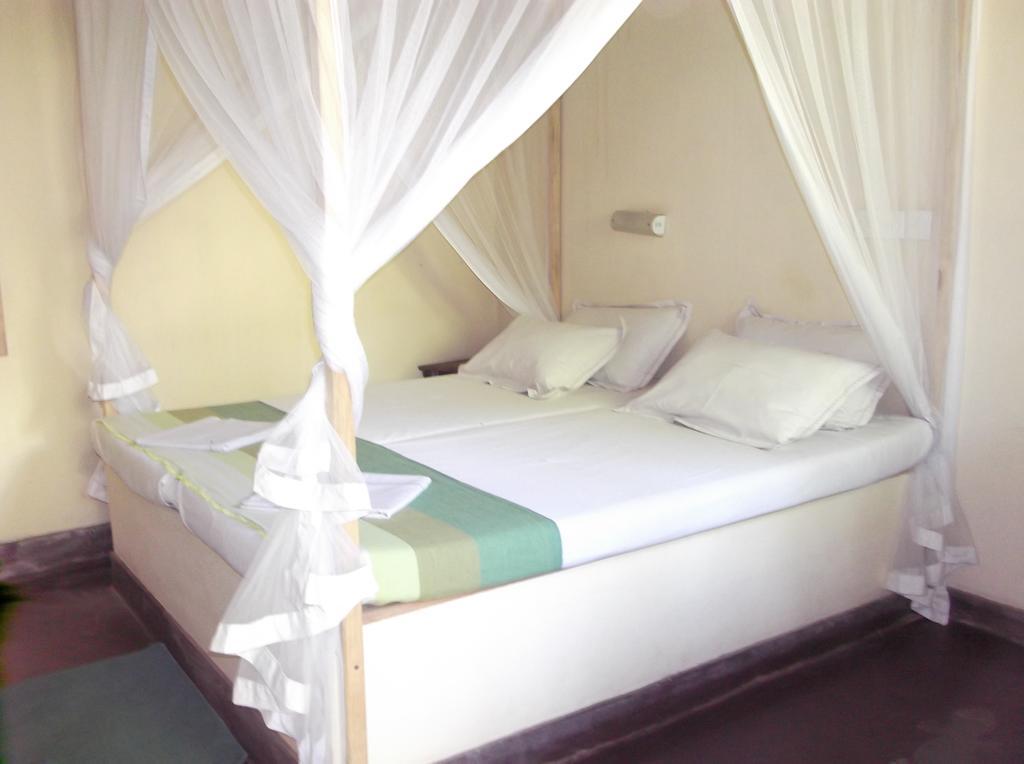 Gecko Restaurant & Rooms Аругам Экстерьер фото