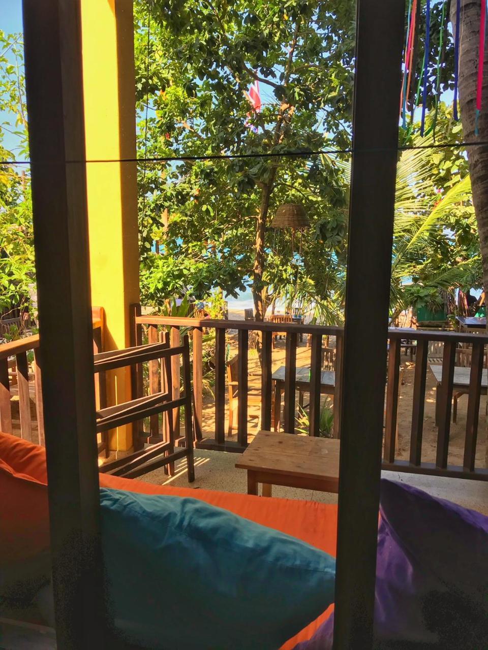 Gecko Restaurant & Rooms Аругам Экстерьер фото